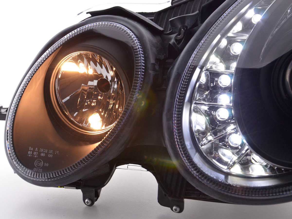 Scheinwerfer Set Daylight LED TFL-Optik Mercedes E-Klasse 211 02-06 schwarz Scheinwerfer Set Daylight LED TFL-Optik Mercedes E-Klasse 211 02-06 schwarz